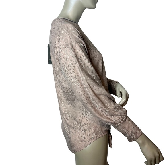 ‼️3 for $35‼️ - Heather Blush Long Sleeve side tie knot Top - (#0618) - Picture 4 of 10